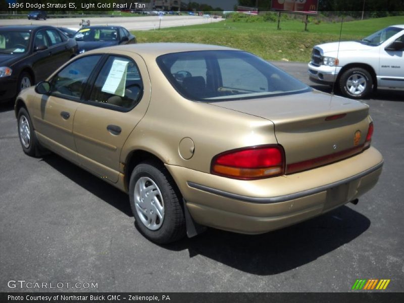 Light Gold Pearl / Tan 1996 Dodge Stratus ES