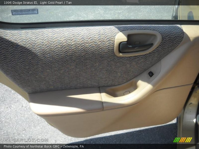 Light Gold Pearl / Tan 1996 Dodge Stratus ES