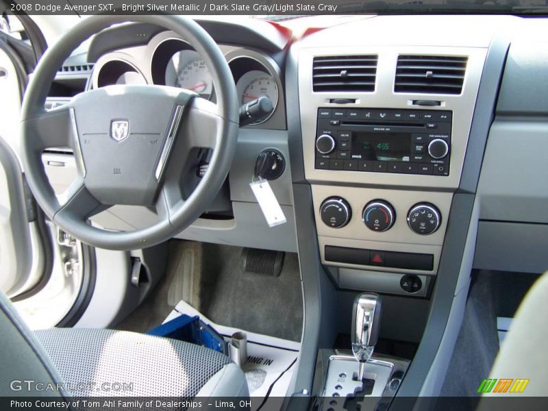 Bright Silver Metallic / Dark Slate Gray/Light Slate Gray 2008 Dodge Avenger SXT