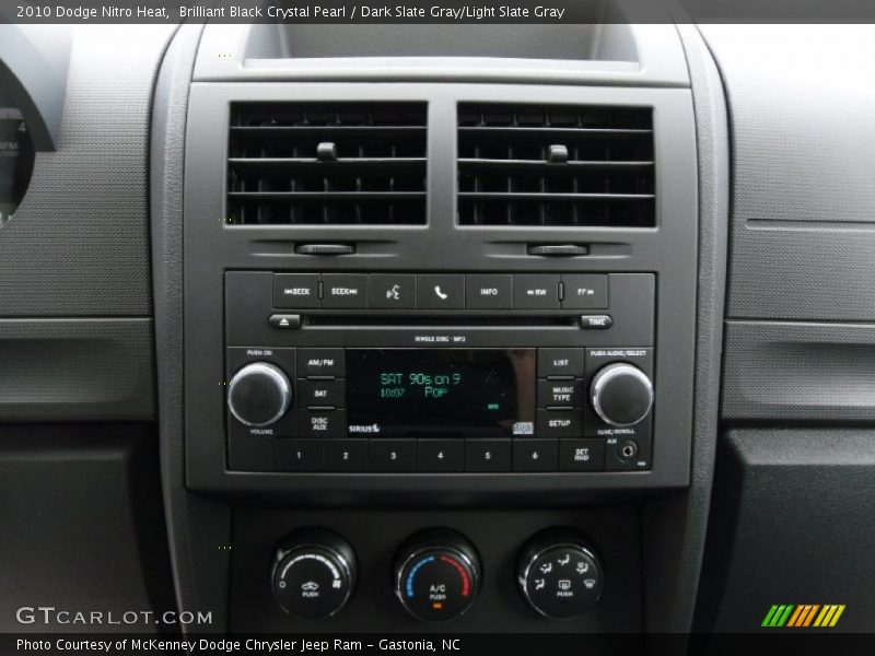 Brilliant Black Crystal Pearl / Dark Slate Gray/Light Slate Gray 2010 Dodge Nitro Heat