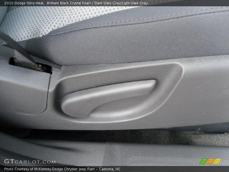Brilliant Black Crystal Pearl / Dark Slate Gray/Light Slate Gray 2010 Dodge Nitro Heat