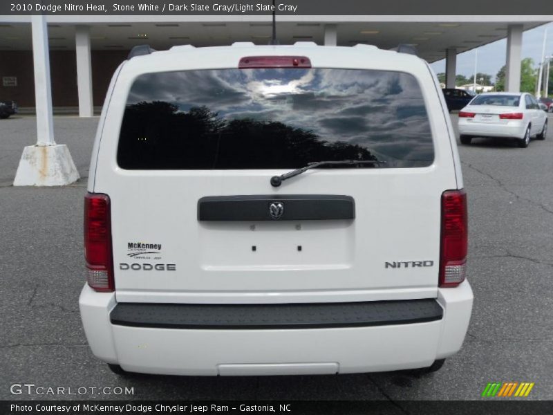 Stone White / Dark Slate Gray/Light Slate Gray 2010 Dodge Nitro Heat