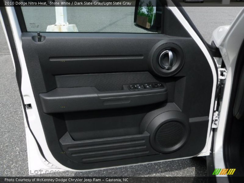 Stone White / Dark Slate Gray/Light Slate Gray 2010 Dodge Nitro Heat