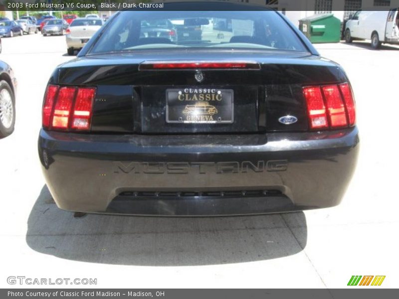 Black / Dark Charcoal 2003 Ford Mustang V6 Coupe
