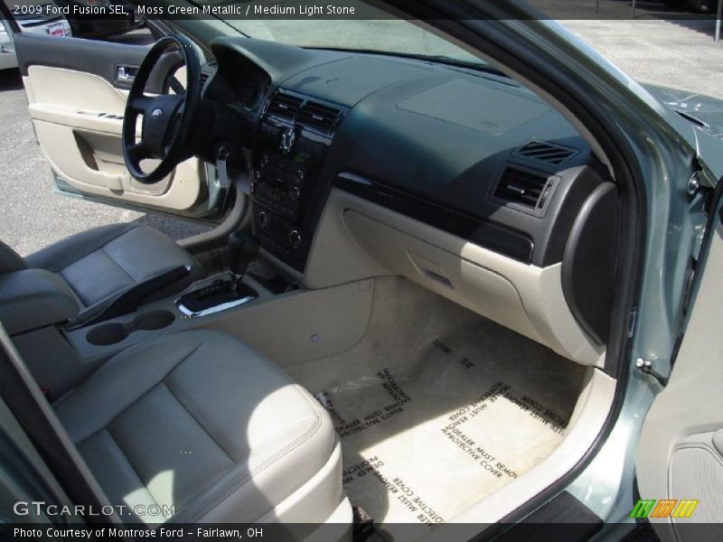 Moss Green Metallic / Medium Light Stone 2009 Ford Fusion SEL