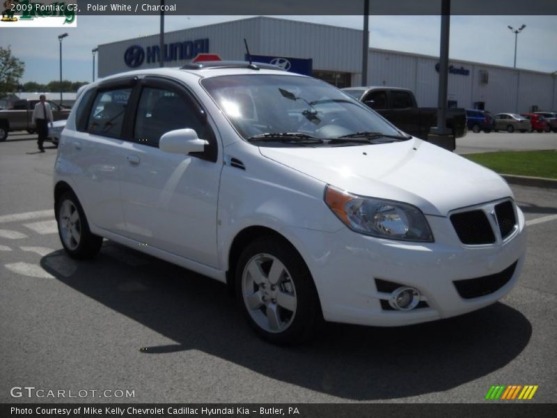 Polar White / Charcoal 2009 Pontiac G3