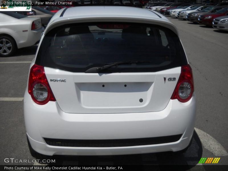 Polar White / Charcoal 2009 Pontiac G3