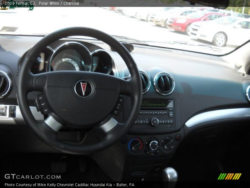 Polar White / Charcoal 2009 Pontiac G3