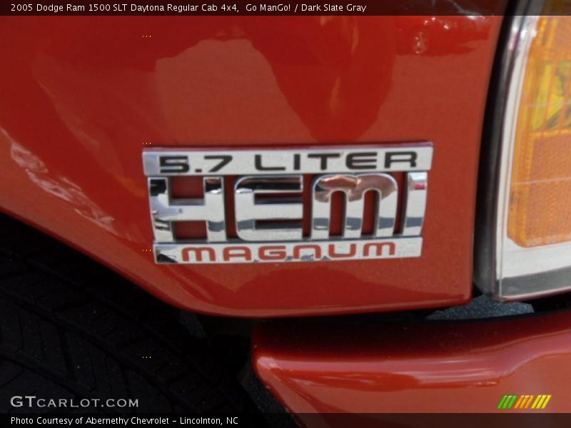 Go ManGo! / Dark Slate Gray 2005 Dodge Ram 1500 SLT Daytona Regular Cab 4x4