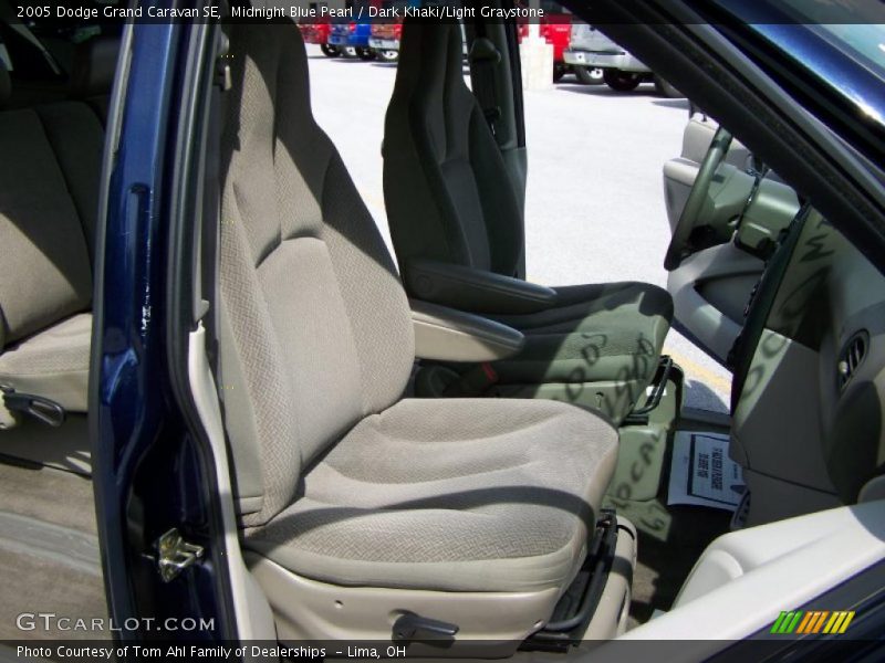 Midnight Blue Pearl / Dark Khaki/Light Graystone 2005 Dodge Grand Caravan SE