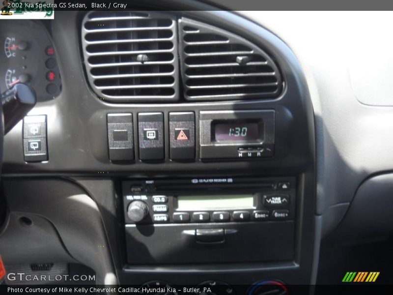 Black / Gray 2002 Kia Spectra GS Sedan