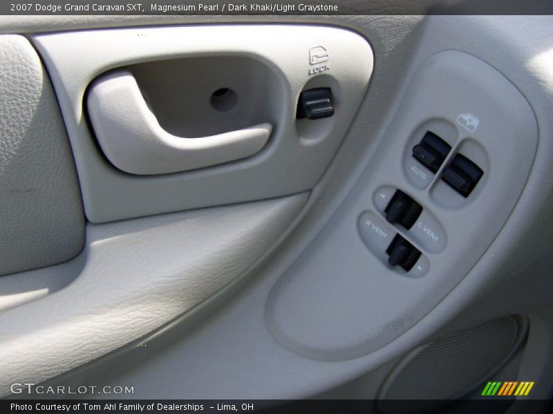 Magnesium Pearl / Dark Khaki/Light Graystone 2007 Dodge Grand Caravan SXT