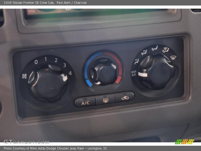 Red Alert / Charcoal 2006 Nissan Frontier SE Crew Cab