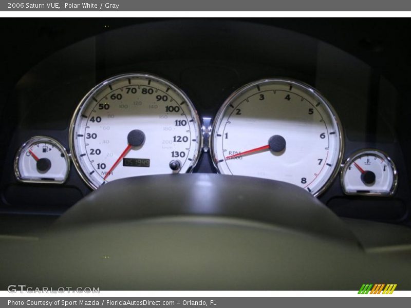 Polar White / Gray 2006 Saturn VUE