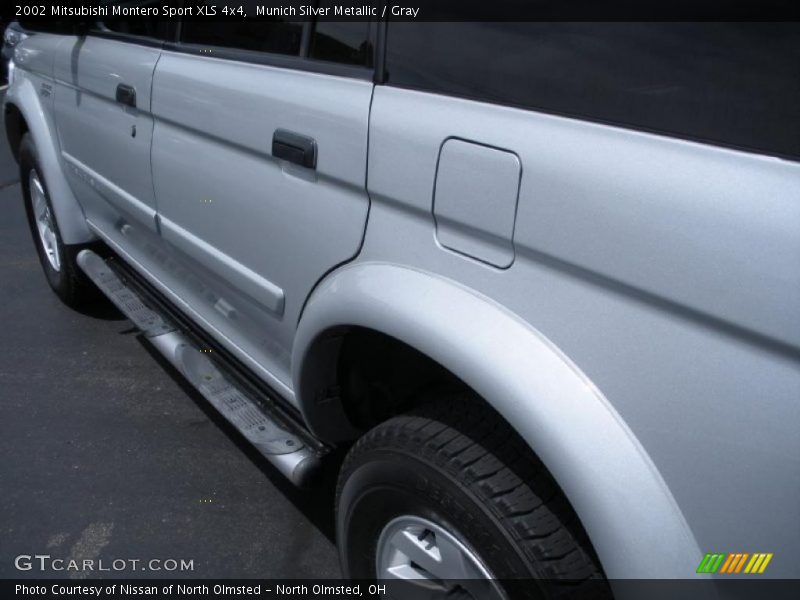 Munich Silver Metallic / Gray 2002 Mitsubishi Montero Sport XLS 4x4