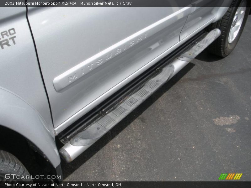 Munich Silver Metallic / Gray 2002 Mitsubishi Montero Sport XLS 4x4