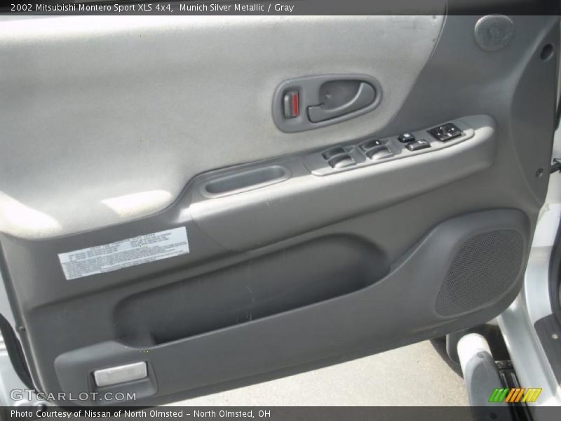 Munich Silver Metallic / Gray 2002 Mitsubishi Montero Sport XLS 4x4