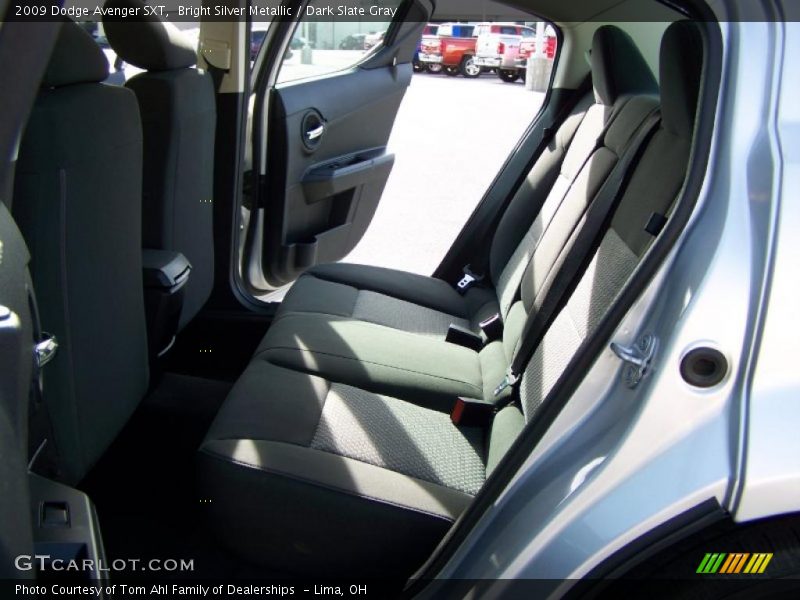Bright Silver Metallic / Dark Slate Gray 2009 Dodge Avenger SXT