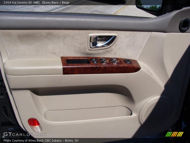 Ebony Black / Beige 2004 Kia Sorento EX 4WD