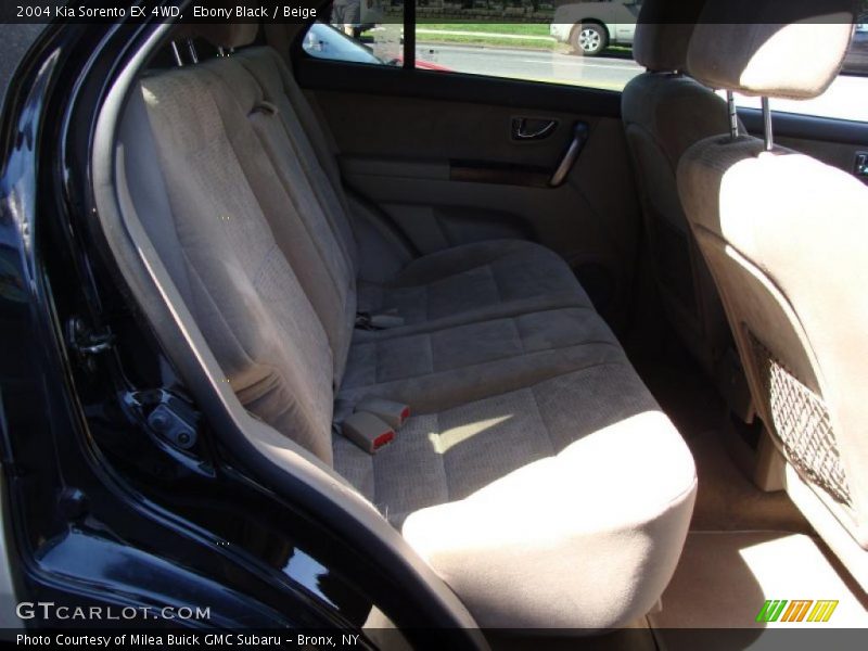 Ebony Black / Beige 2004 Kia Sorento EX 4WD