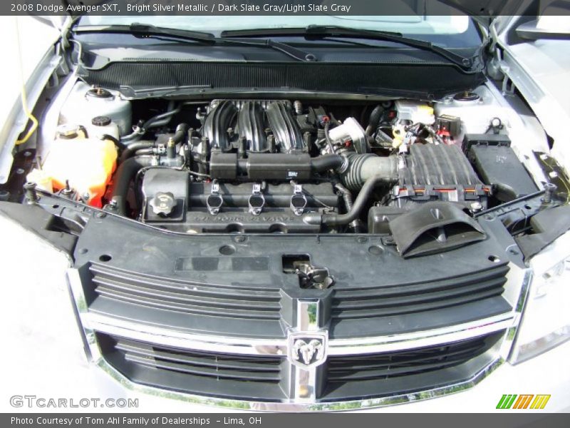 Bright Silver Metallic / Dark Slate Gray/Light Slate Gray 2008 Dodge Avenger SXT