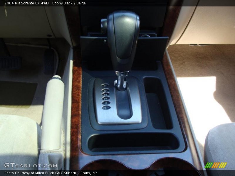 Ebony Black / Beige 2004 Kia Sorento EX 4WD