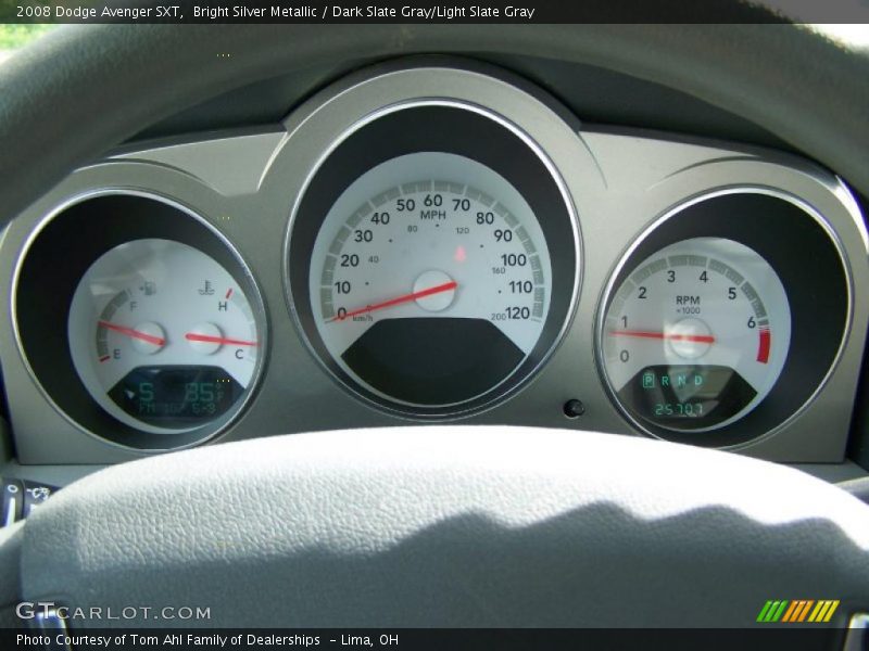 Bright Silver Metallic / Dark Slate Gray/Light Slate Gray 2008 Dodge Avenger SXT