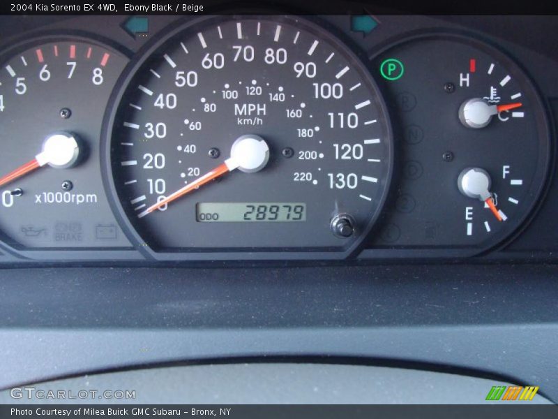 Ebony Black / Beige 2004 Kia Sorento EX 4WD