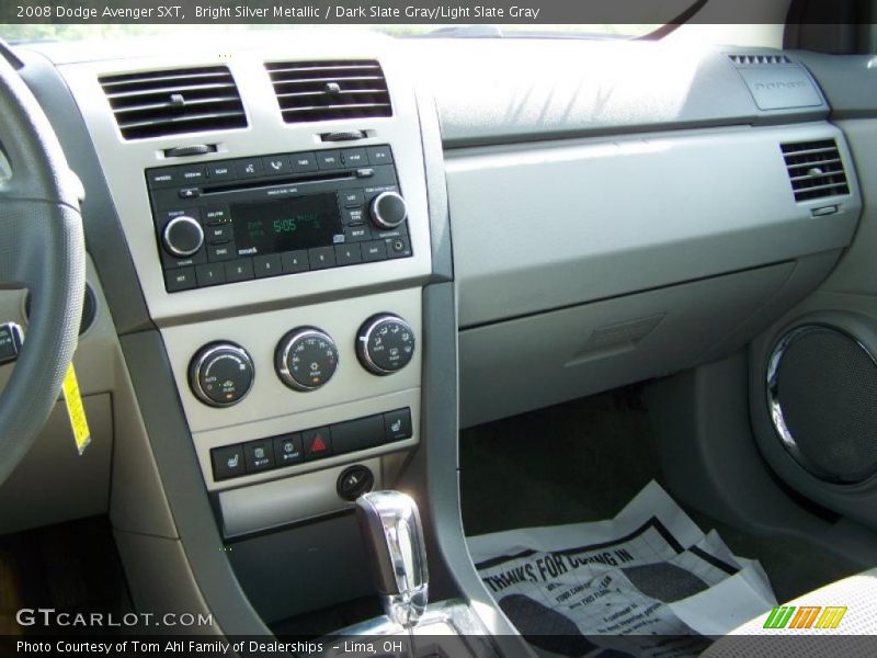 Bright Silver Metallic / Dark Slate Gray/Light Slate Gray 2008 Dodge Avenger SXT