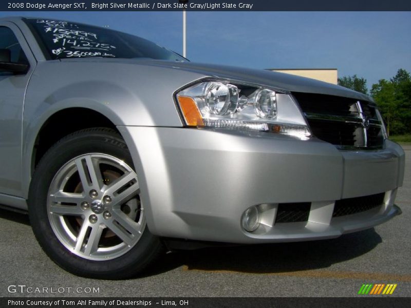 Bright Silver Metallic / Dark Slate Gray/Light Slate Gray 2008 Dodge Avenger SXT