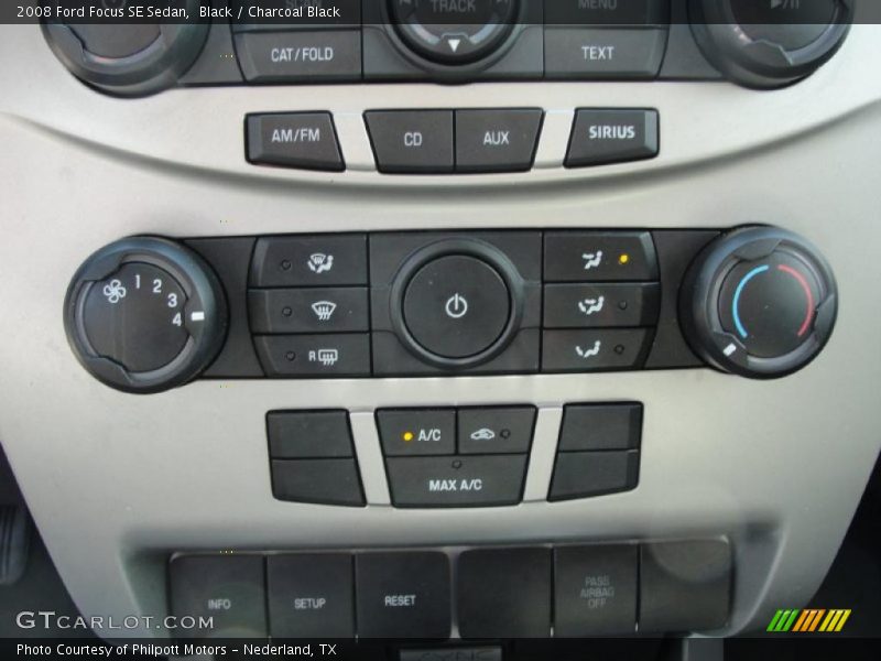 Black / Charcoal Black 2008 Ford Focus SE Sedan