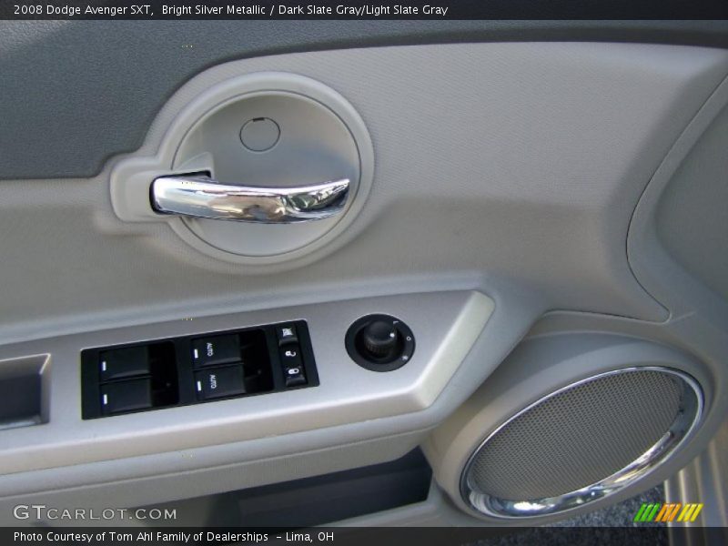 Bright Silver Metallic / Dark Slate Gray/Light Slate Gray 2008 Dodge Avenger SXT