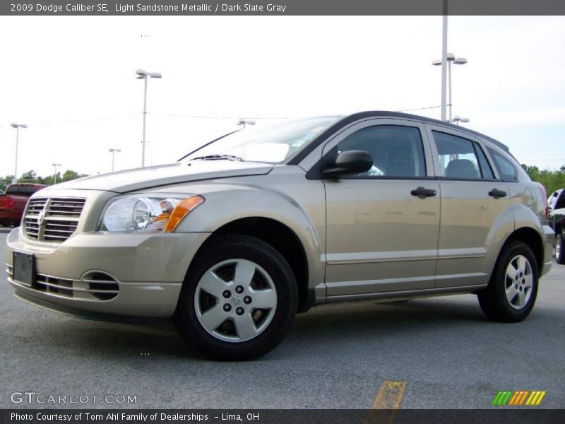 Light Sandstone Metallic / Dark Slate Gray 2009 Dodge Caliber SE