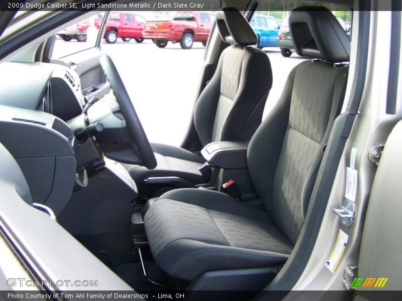 Light Sandstone Metallic / Dark Slate Gray 2009 Dodge Caliber SE
