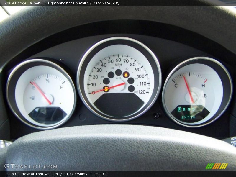 Light Sandstone Metallic / Dark Slate Gray 2009 Dodge Caliber SE