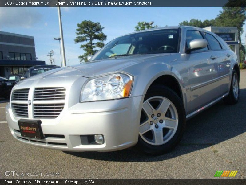 Bright Silver Metallic / Dark Slate Gray/Light Graystone 2007 Dodge Magnum SXT
