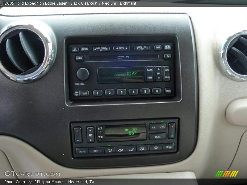 Black Clearcoat / Medium Parchment 2005 Ford Expedition Eddie Bauer