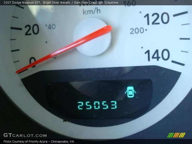 Bright Silver Metallic / Dark Slate Gray/Light Graystone 2007 Dodge Magnum SXT