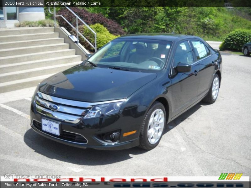 Atlantis Green Metallic / Camel 2010 Ford Fusion SE