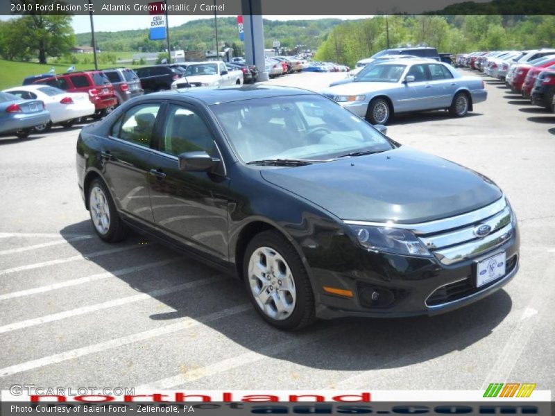 Atlantis Green Metallic / Camel 2010 Ford Fusion SE