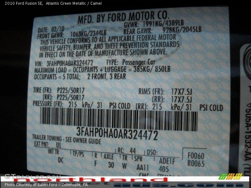 Atlantis Green Metallic / Camel 2010 Ford Fusion SE