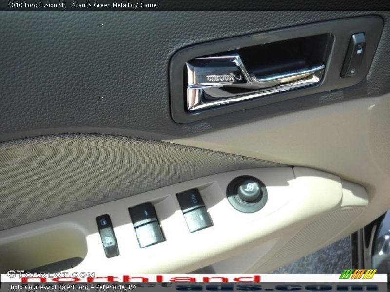 Atlantis Green Metallic / Camel 2010 Ford Fusion SE