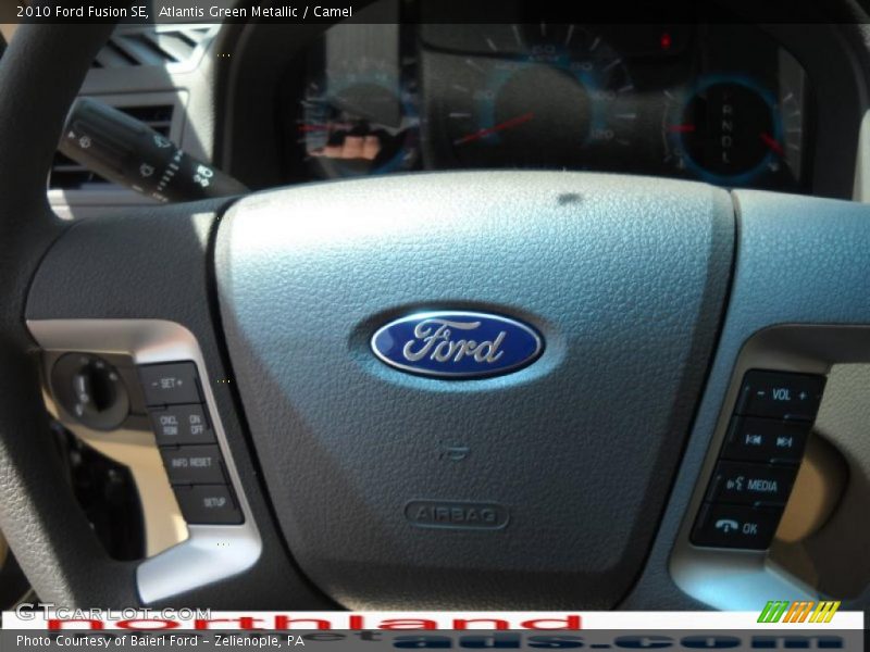 Atlantis Green Metallic / Camel 2010 Ford Fusion SE