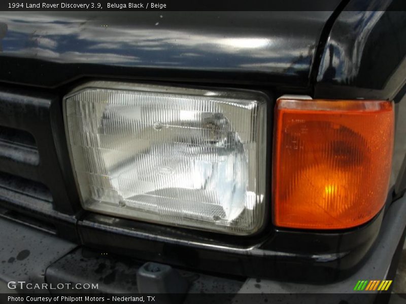 Beluga Black / Beige 1994 Land Rover Discovery 3.9