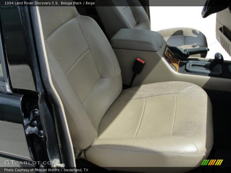 Beluga Black / Beige 1994 Land Rover Discovery 3.9