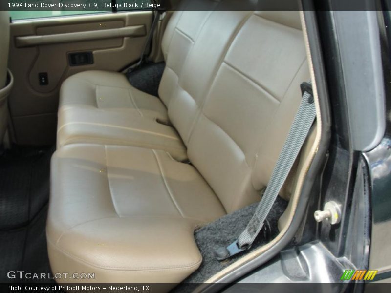 Beluga Black / Beige 1994 Land Rover Discovery 3.9