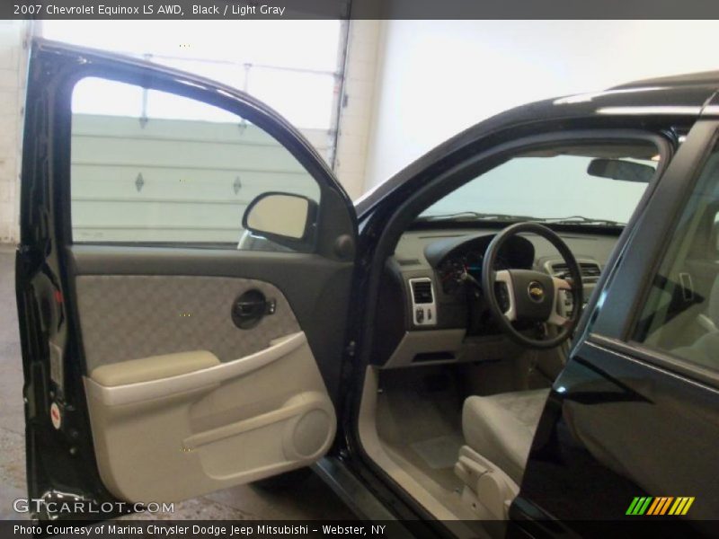 Black / Light Gray 2007 Chevrolet Equinox LS AWD