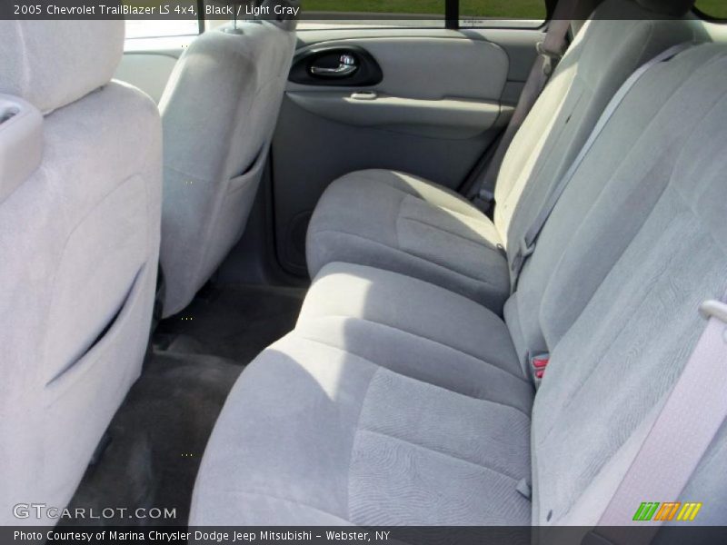 Black / Light Gray 2005 Chevrolet TrailBlazer LS 4x4