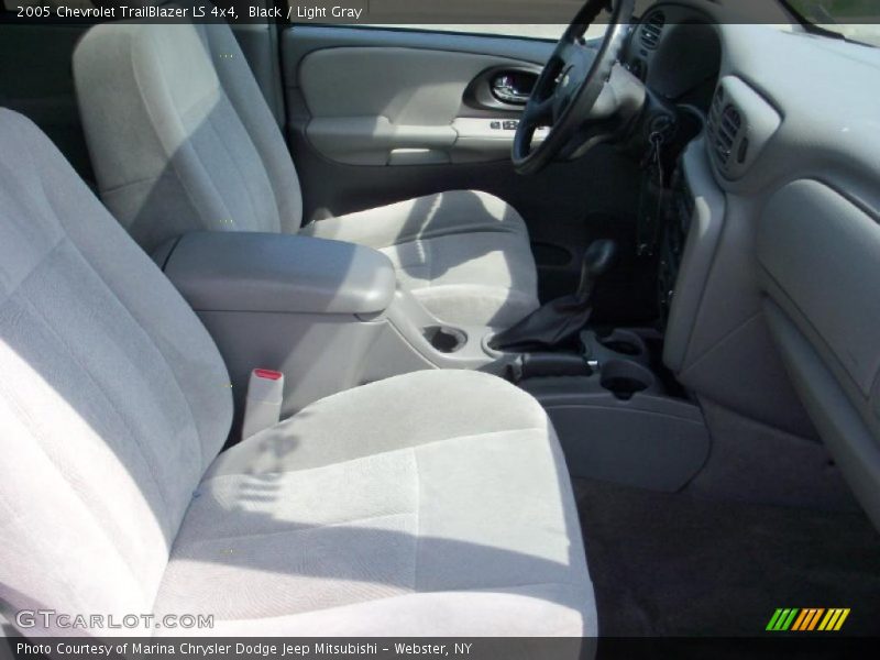 Black / Light Gray 2005 Chevrolet TrailBlazer LS 4x4