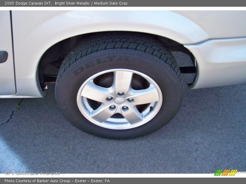 Bright Silver Metallic / Medium Slate Gray 2005 Dodge Caravan SXT